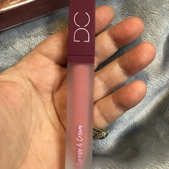 Dominique cosmetics berries and creme lipstick, in pink - Picture 8 of 12